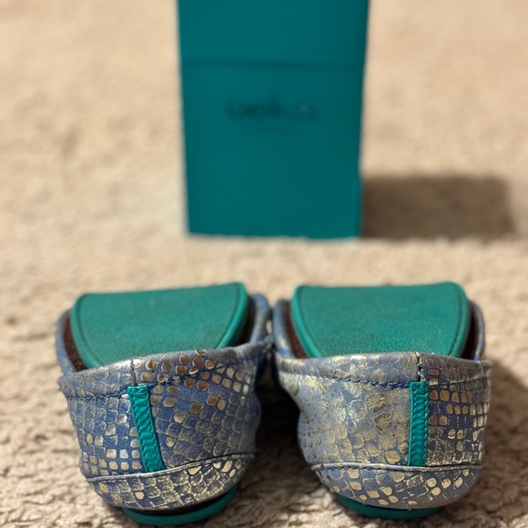 Tieks Paradise Blue Size 8 - Picture 8 of 9